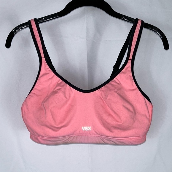 Victoria’s Secret Sports Bra Double Layer Padded Lightly Molded Medium Support - Picture 3 of 13